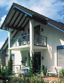 WONA Sonnenschutz in 32052 Herford: Außenbeschattung, Fassadenmarkisen